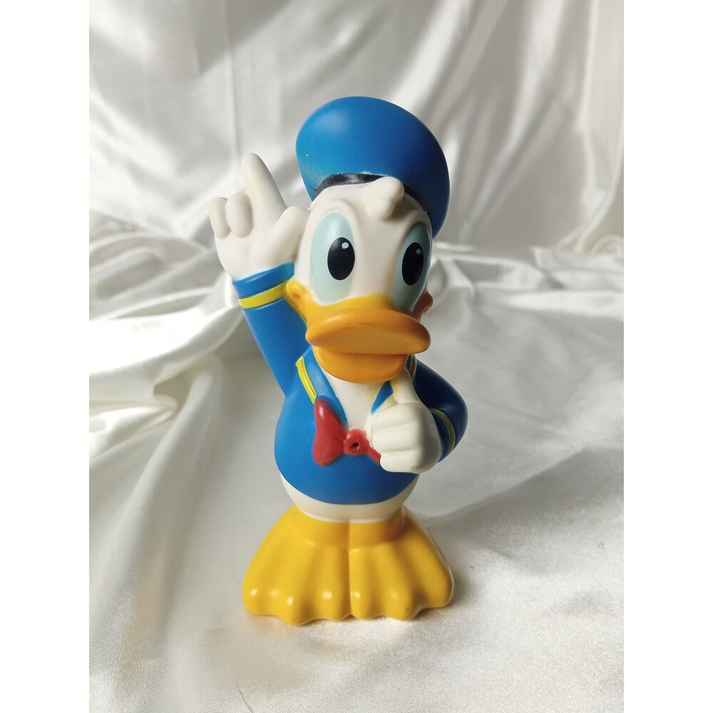 DISNEY JUST PLAY DONALD DUCK VINYL  5'' FIGURE